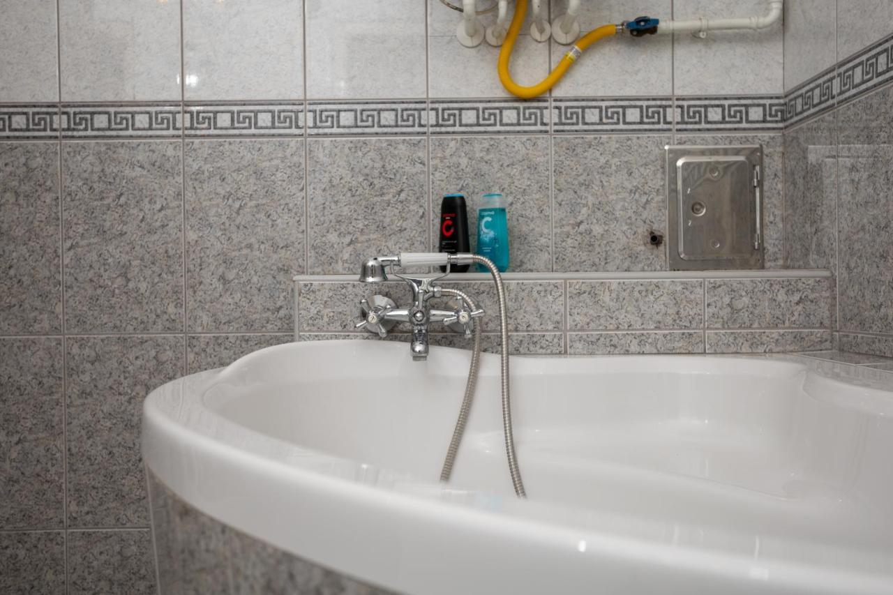 Emerald With Free Parking Apartment *