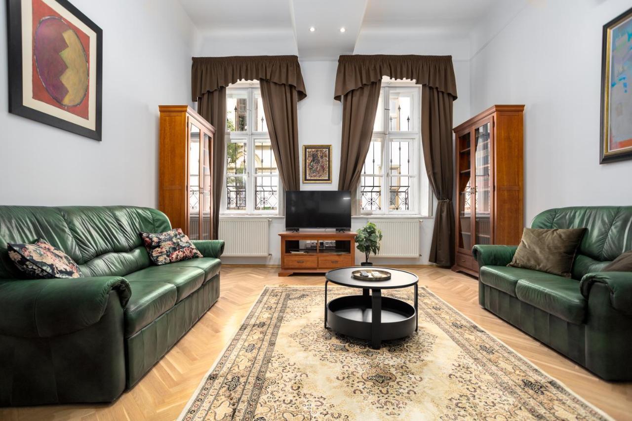 Emerald At Apartmán Budapešť